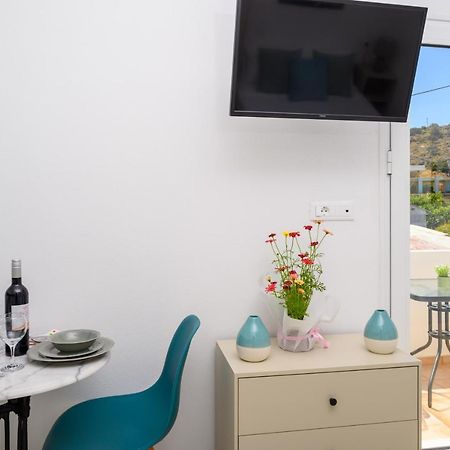 Artemis Apartment First Floor エロウンダ エクステリア 写真