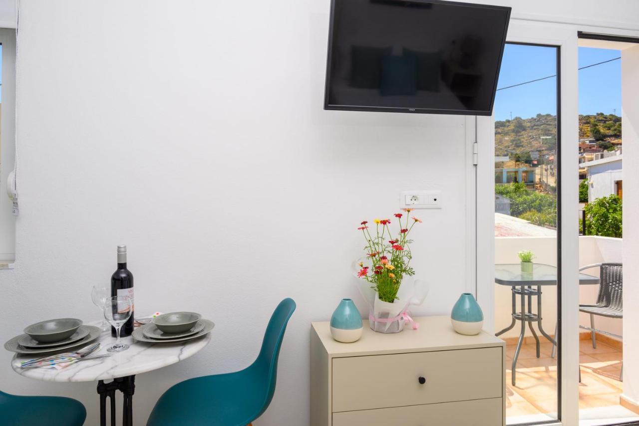 Artemis Apartment First Floor エロウンダ エクステリア 写真